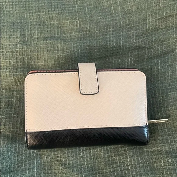 NWOT Kate Spade Madison Medium Bifold Wallet - Picture 3 of 3